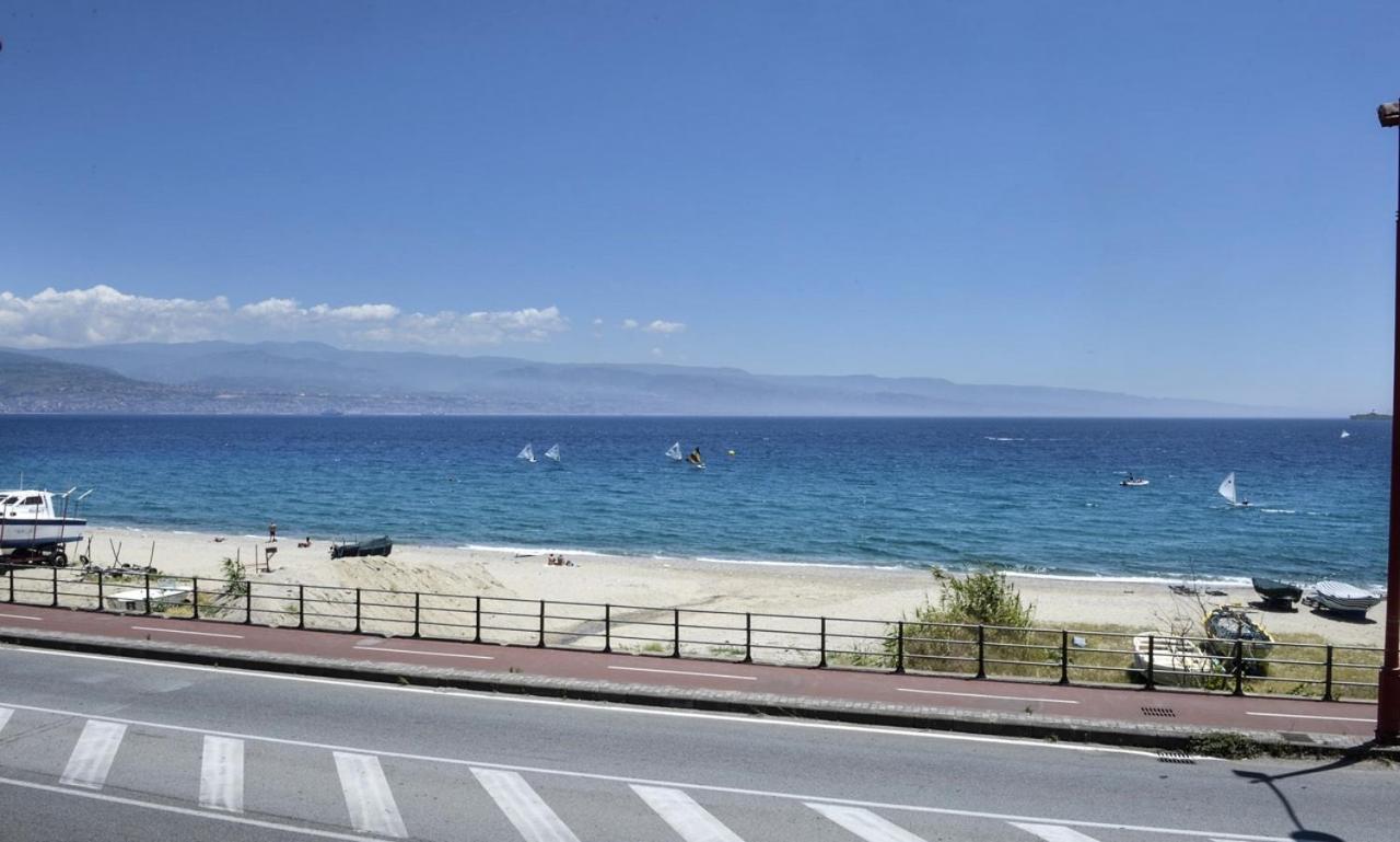 Casa Vacanza Mamma Maria Villa Messina Eksteriør billede